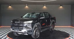 TRAVO OVERLAND PLUS 4WD 2026 2.8 AT DOUBLE CAB BLACK  24596