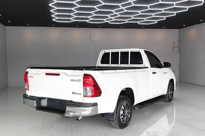 REVO 2WD 2019 2.4J MT STANDARD WHITE  2798 full