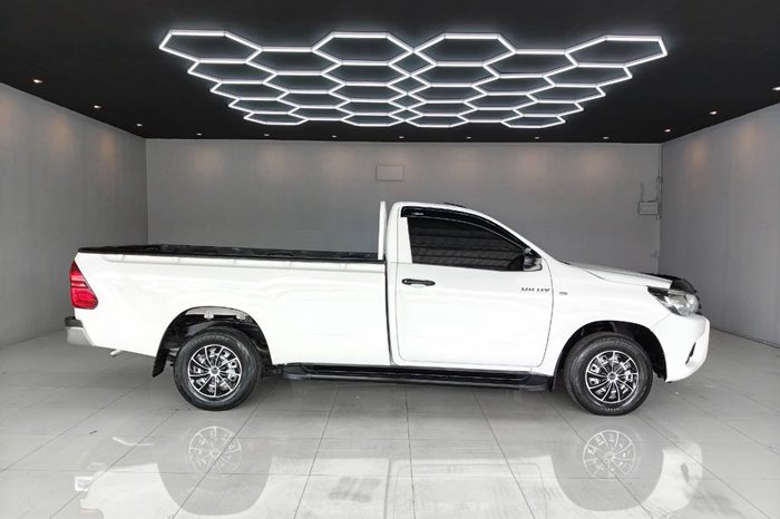 REVO 2WD 2019 2.4J MT STANDARD WHITE  2798 full