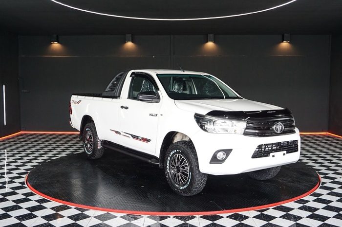 REVO 2WD 2019 2.4J MT STANDARD WHITE  3501 full
