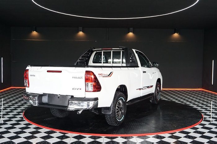 REVO 2WD 2019 2.4J MT STANDARD WHITE  3501 full