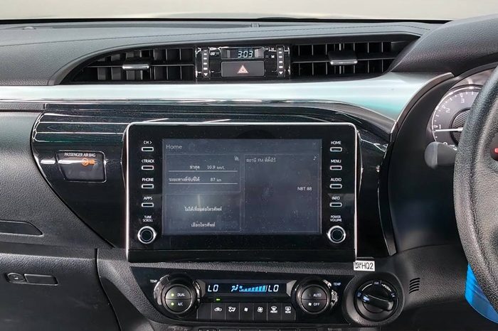 REVO 4WD 2022 2.8 HIGHT AT DOUBLE CAB SILVER  3804 full