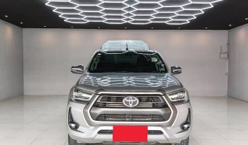 REVO 4WD 2021 2.4 MID MT DOUBLE CAB SILVER 4103 full