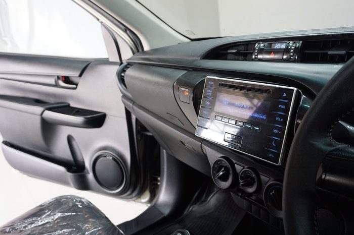 REVO 2WD 2019 2.4J MT STANDARD BRONZE  4377 full