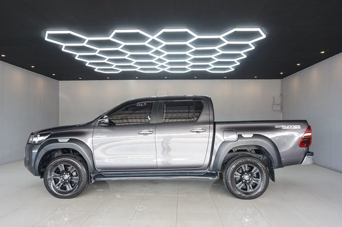 REVO PRE 2021 2.4 ENTRY AT DOUBLE CAB DARK GREY 512 full