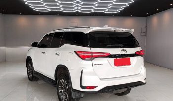 TOYOTA 2WD 2023 2.4V AT FORTUNER WHITE  5390 full