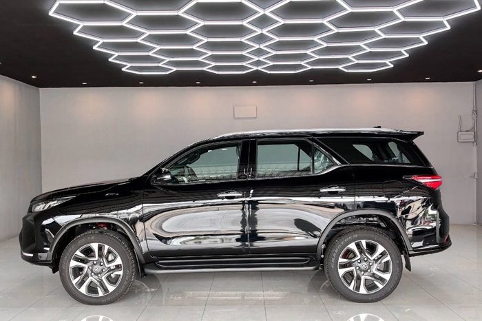 TOYOTA 4WD 2026 2.8V LEGEDER AT FORTUNER BLACK  61881 full