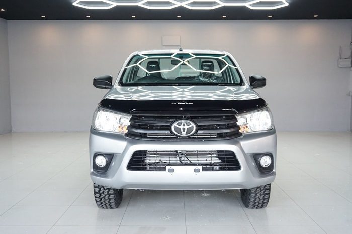 REVO 2WD 2019 2.4J MT STANDARD SILVER  6576 full