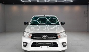 REVO 2WD 2018 2.4J MT STANDARD WHITE  1784 full