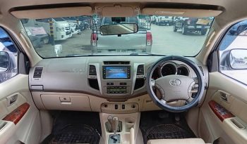 TOYOTA 4WD 2005 2.7V AT FORTUNER SILVER 7625 full