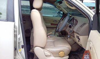 TOYOTA 4WD 2005 2.7V AT FORTUNER SILVER 7625 full