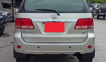 TOYOTA 4WD 2005 2.7V AT FORTUNER SILVER 7625 full