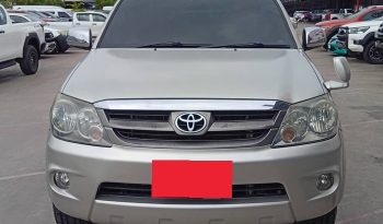 TOYOTA 4WD 2005 2.7V AT FORTUNER SILVER 7625 full