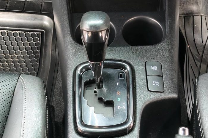 ROCCO PRE 2020 2.4 HIGHT AT DOUBLE CAB BRONZE  858 full