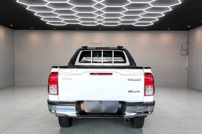 REVO 2WD 2019 2.4J MT STANDARD WHITE  887 full