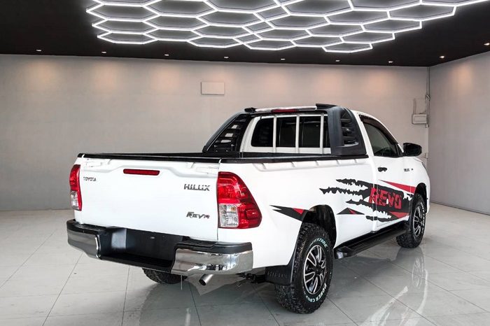 REVO 2WD 2019 2.4J MT STANDARD WHITE  887 full
