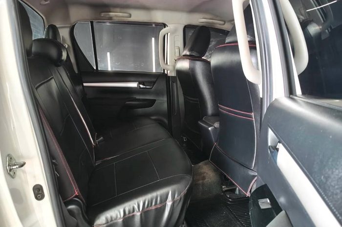REVO 2WD 2020 2.4 ENTRY AT DOUBLE CAB WHITE  8896 full