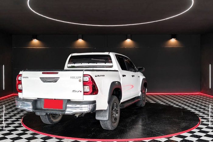 REVO 2WD 2020 2.4 ENTRY AT DOUBLE CAB WHITE  8896 full