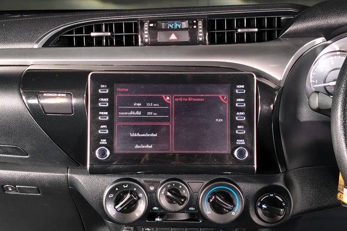 REVO PRE 2021 2.4 MID AT DOUBLE CAB SILVER  9061 full