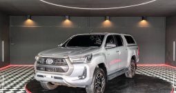REVO PRE 2021 2.4 MID AT DOUBLE CAB SILVER  9061