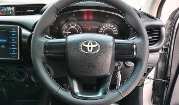 REVO 4WD 2017 2.8J MT STANDARD SILVER  9965 full