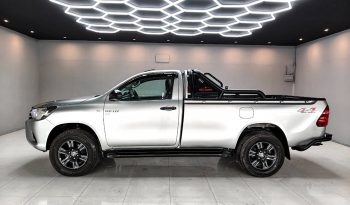 REVO 4WD 2017 2.8J MT STANDARD SILVER  9965 full