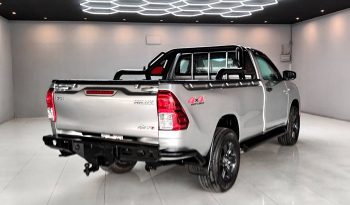 REVO 4WD 2017 2.8J MT STANDARD SILVER  9965 full