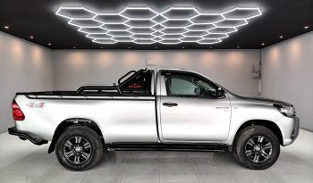 REVO 4WD 2017 2.8J MT STANDARD SILVER  9965 full