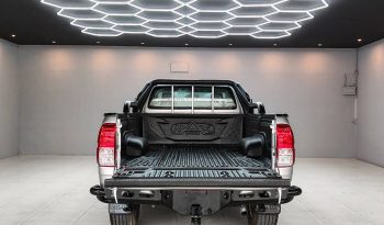 REVO 4WD 2017 2.8J MT STANDARD SILVER  9965 full