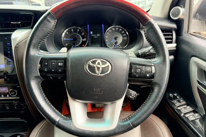 TOYOTA 4WD 2020 2.4V AT FORTUNER WHITE  7070 full