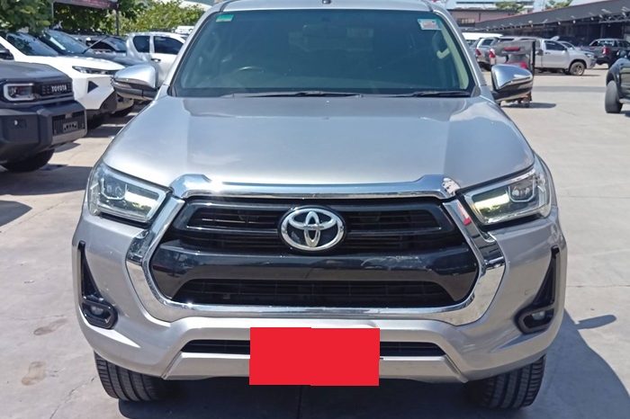 REVO PRE 2020 2.4 HIGHT AT DOUBLE CAB SILVER  4064 full