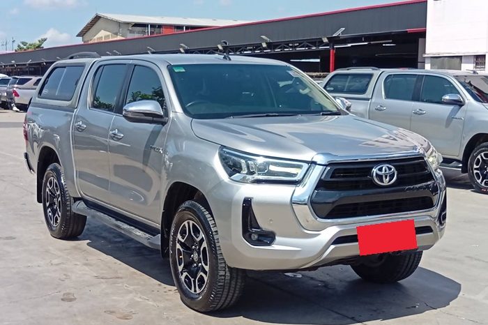 REVO PRE 2020 2.4 HIGHT AT DOUBLE CAB SILVER  4064 full