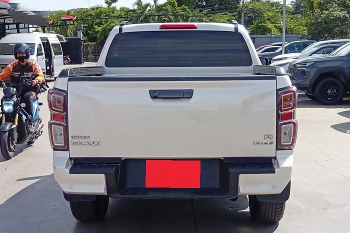 ISUZU 4WD 2022 3.0 AT DOUBLE CAB WHITE  5025 full