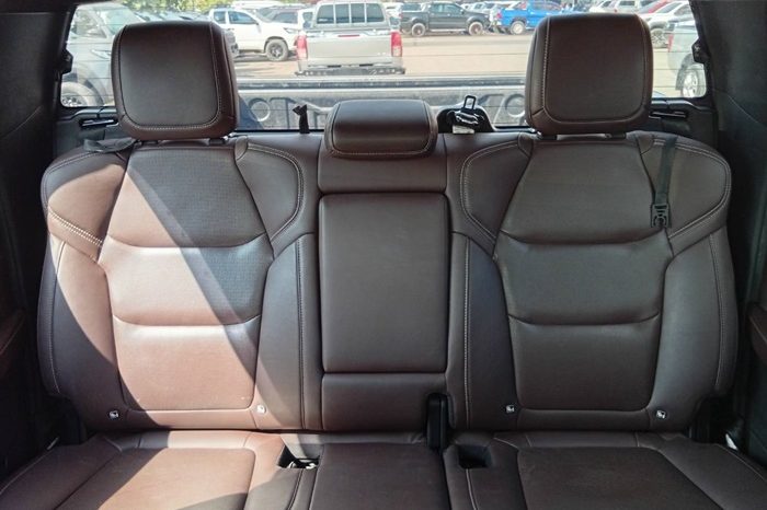 ISUZU 4WD 2022 3.0 AT DOUBLE CAB WHITE  5025 full