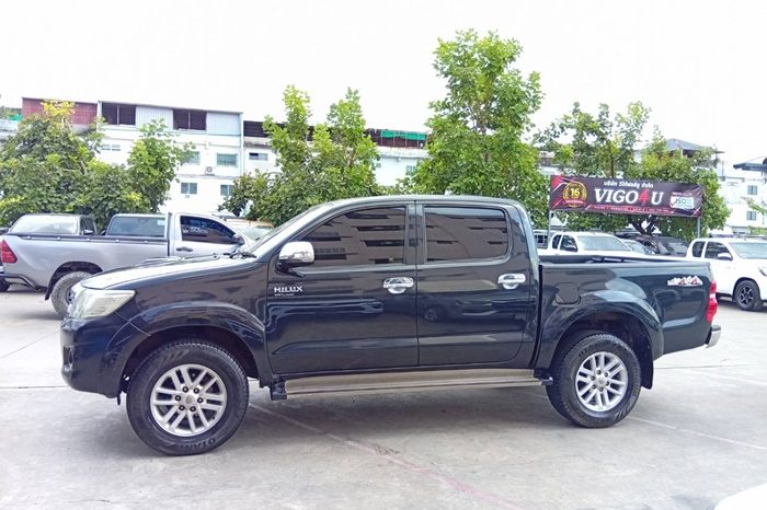 VIGO 4WD 2013 2.5E MT DOUBLE CAB BLACK  1564 full
