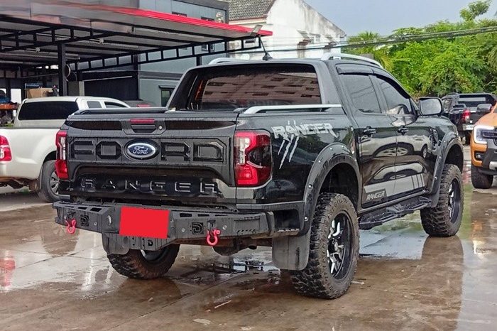 FORD 2WD 2023 2.0 AT DOUBLE CAB BLACK  4584 full