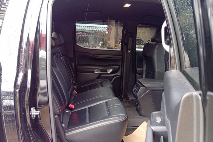 FORD 2WD 2023 2.0 AT DOUBLE CAB BLACK  4584 full