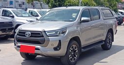 REVO PRE 2021 2.4 MID AT DOUBLE CAB SILVER 7329