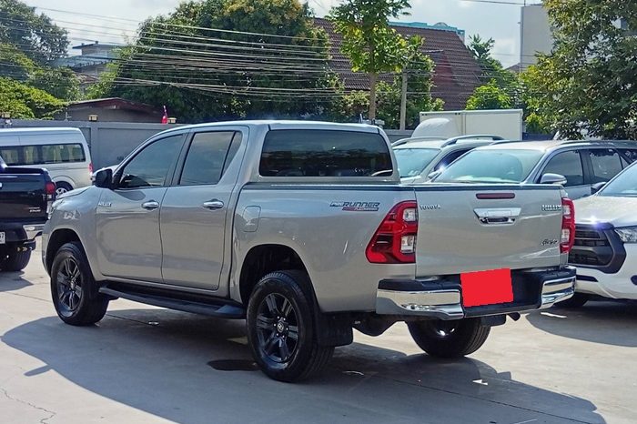 REVO PRE 2021 2.4 ENTRY AT DOUBLE CAB SILVER  4240 full