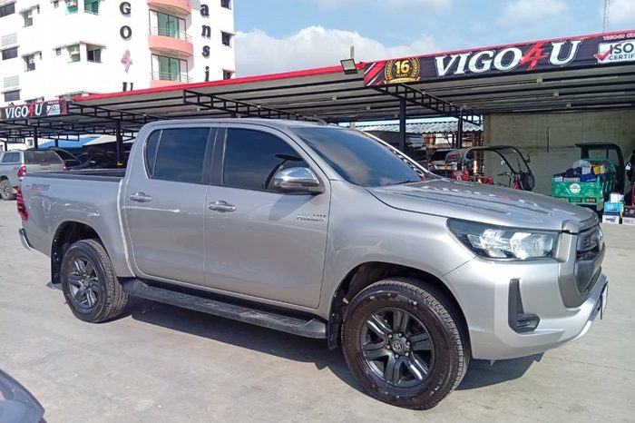 REVO PRE 2021 2.4 ENTRY AT DOUBLE CAB SILVER  4240 full