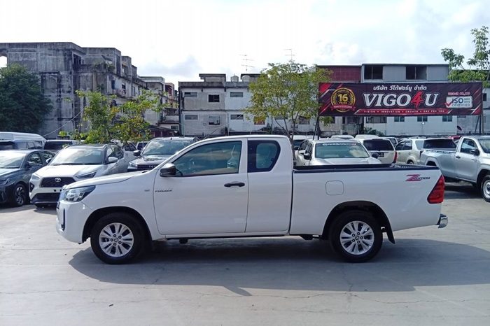 REVO 2WD 2020 2.4 MID AT SMART CAB WHITE  7865 full