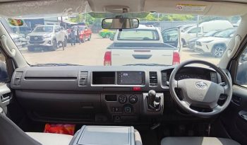 TOYOTA 2WD 2017 3.0 MT COMMUTER SILVER  2025 full