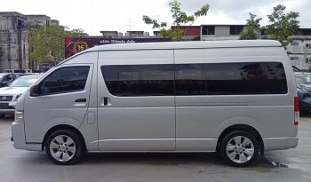 TOYOTA 2WD 2017 3.0 MT COMMUTER SILVER  2025 full