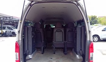 TOYOTA 2WD 2017 3.0 MT COMMUTER SILVER  2025 full