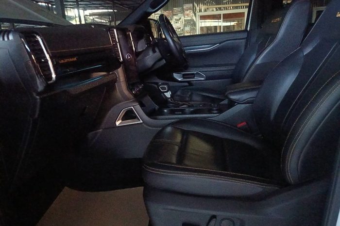 FORD 2WD 2023 2.0 AT DOUBLE CAB WHITE  1496 full