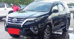 TOYOTA 4WD 2019 2.8V AT FORTUNER BLACK  5273