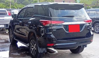 TOYOTA 4WD 2019 2.8V AT FORTUNER BLACK  5273 full
