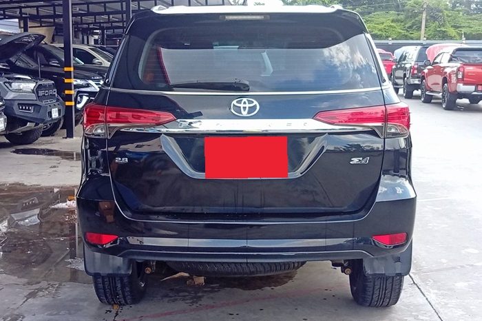 TOYOTA 4WD 2019 2.8V AT FORTUNER BLACK  5273 full