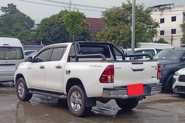 REVO PRE 2019 2.4E AT DOUBLE CAB WHITE  1347 full