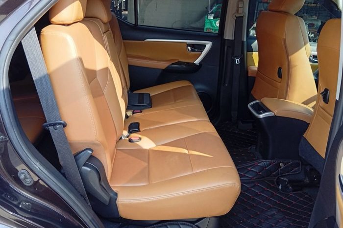 TOYOTA 4WD 2019 2.8V AT FORTUNER BROWN  4496 full